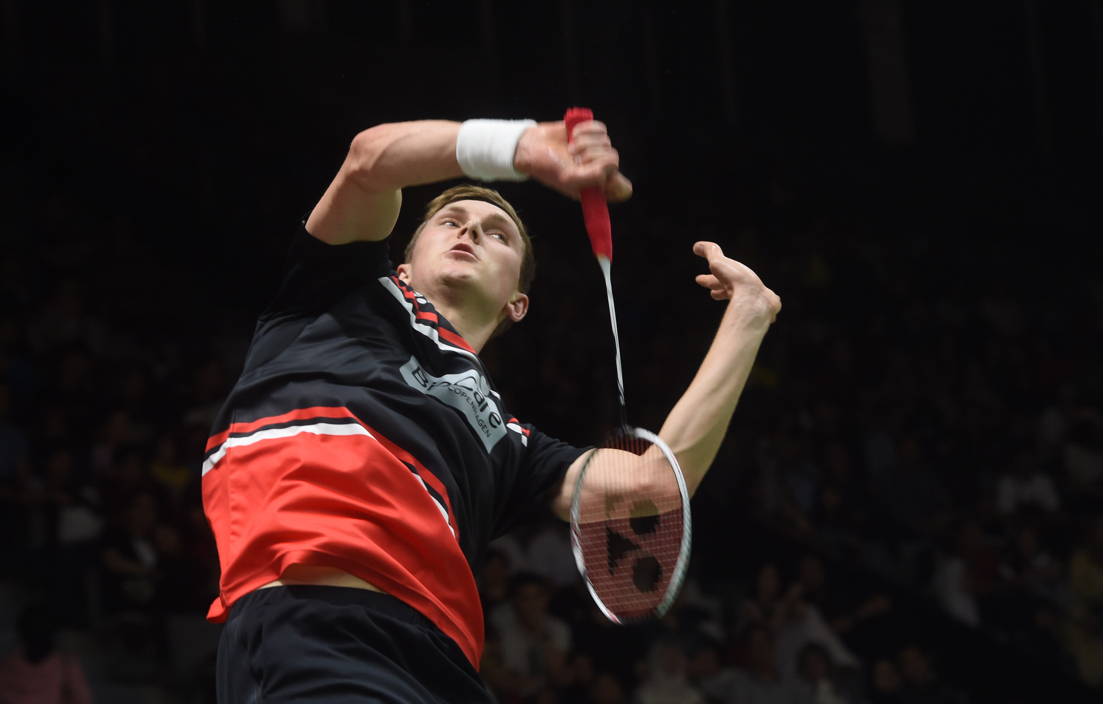 从而形成正 从而形成正